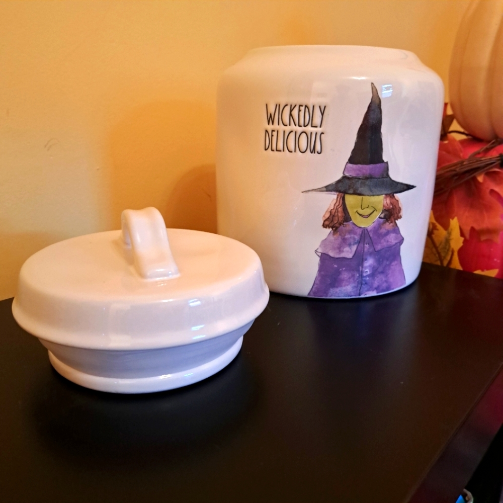 New Rae Dunn WICKEDLY DELICIOUS Canister/cookie jar